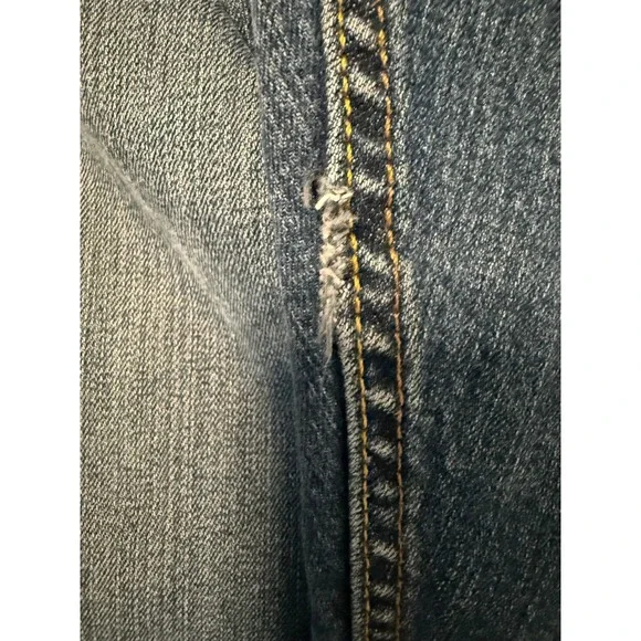 Signature Levi Strauss Gold Straight Jeans Mens Distressed Denim Casual 36" x 30 - Picture 7 of 10